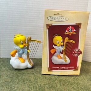 Hallmark Keepsake Ornament Tweety Plays An Angel Looney Tunes 2005 Magic Music